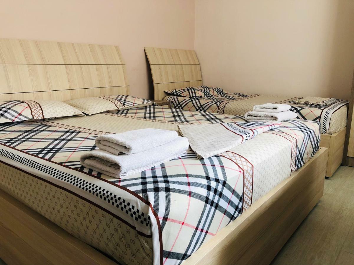 City Rooms And Studio Apartments Тирана Екстериор снимка