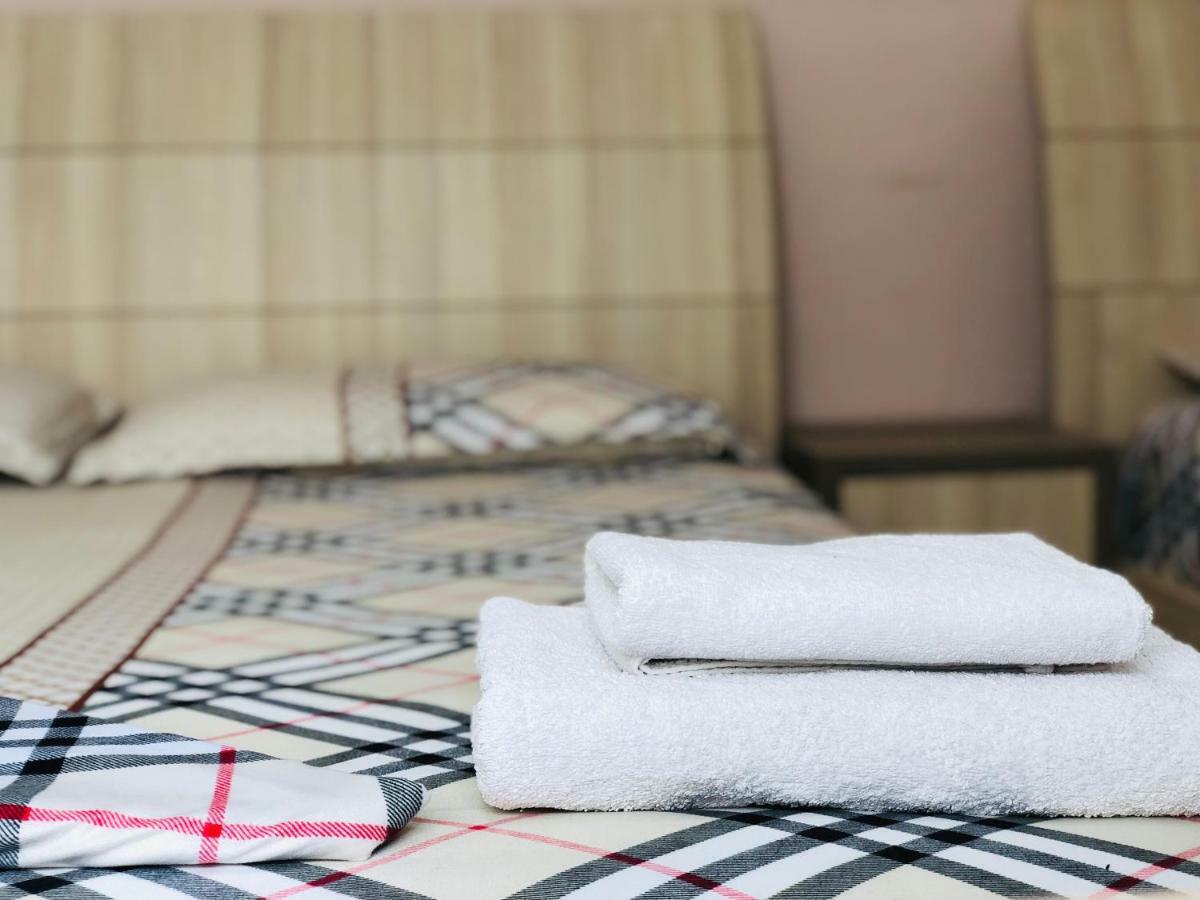 City Rooms And Studio Apartments Тирана Екстериор снимка